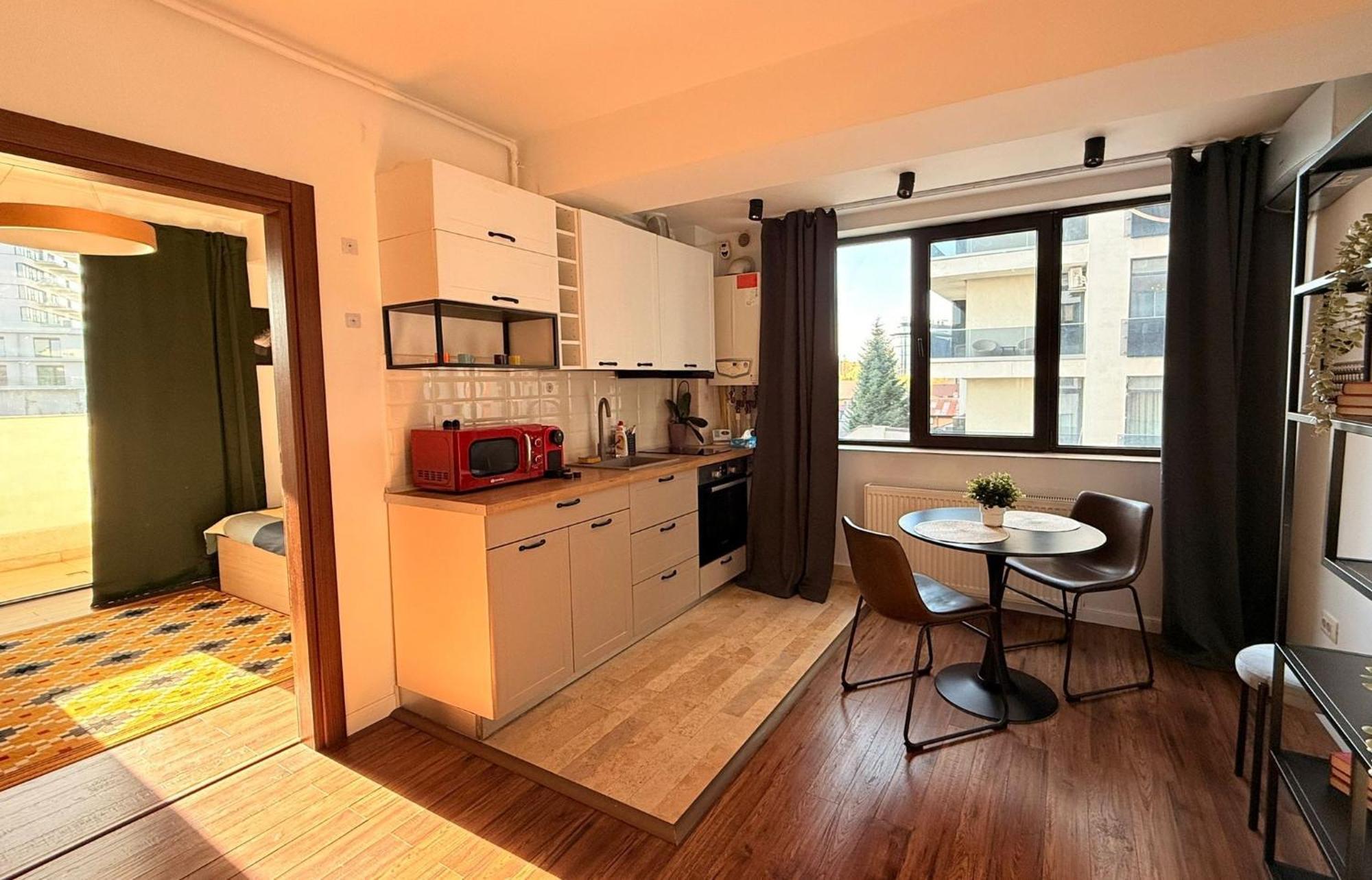 Cozy Apartment With Self Check-In Near Promenada Mall And Verdi Park Bukarest Exterior foto